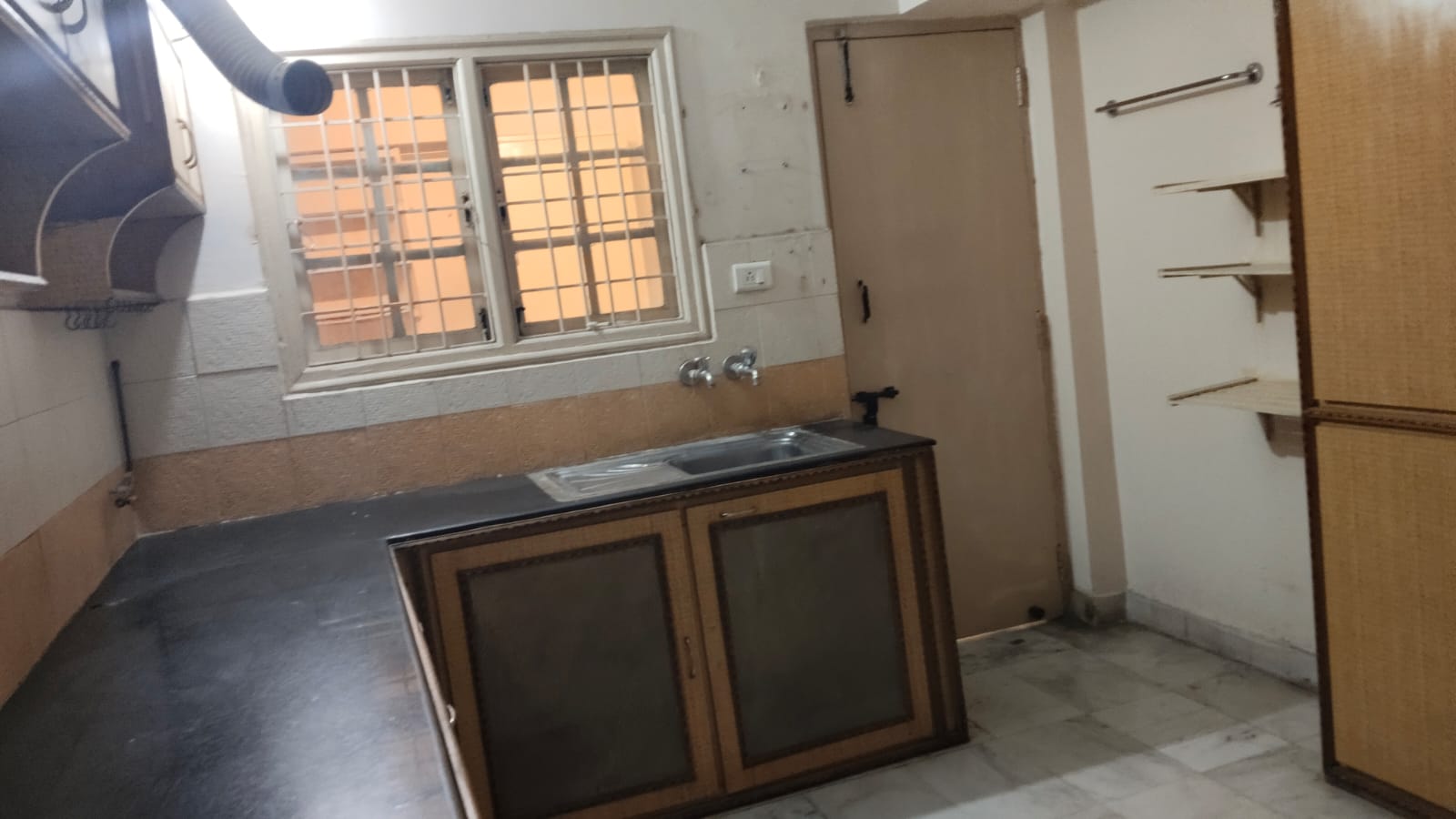 Gated Community 2 BHK Flat for Sale – Tarnaka