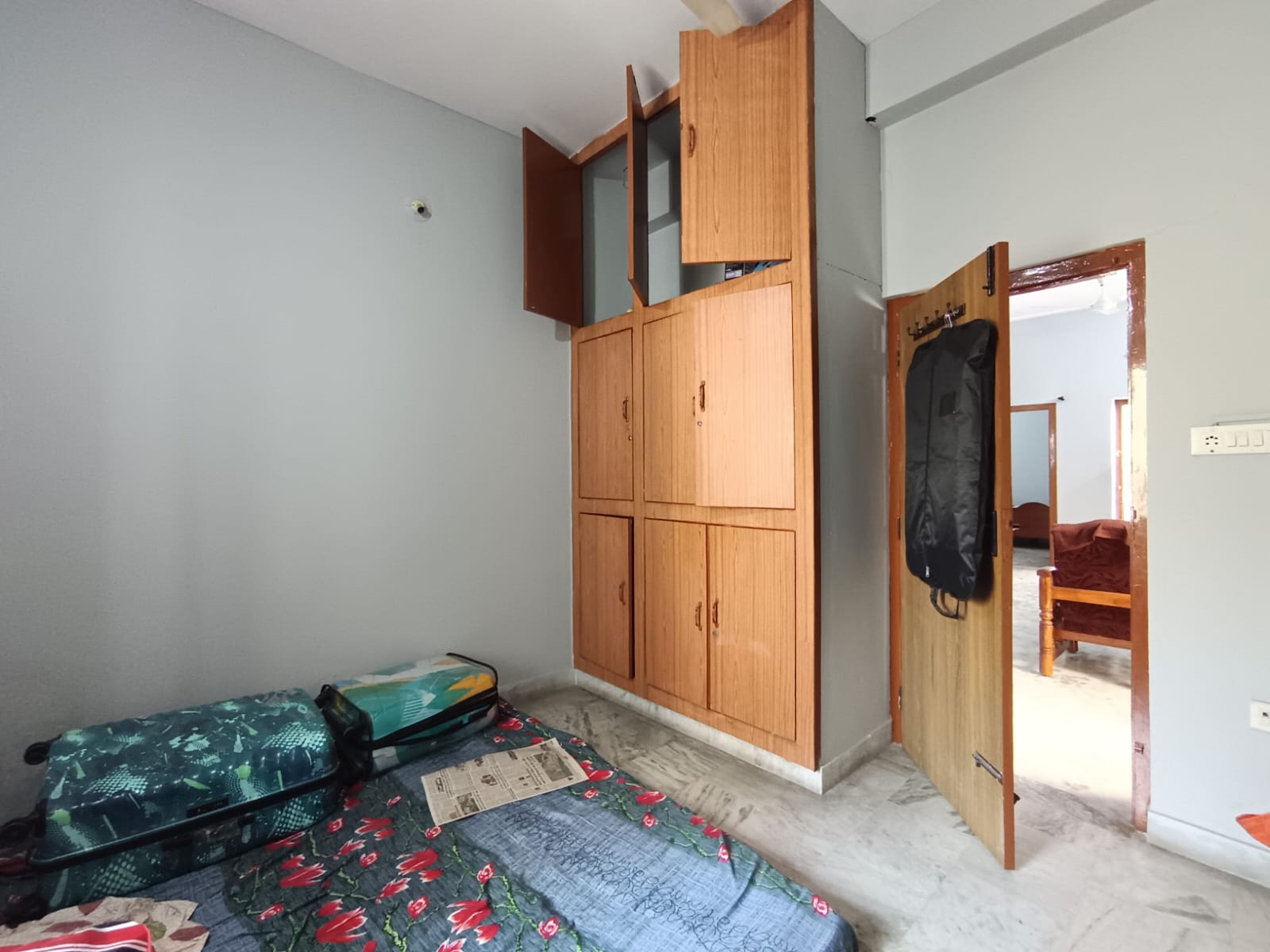 2 BHK FULLY FURNISHED HOUSE FOR RENT IN TARNAKA ( SEC -BAD )