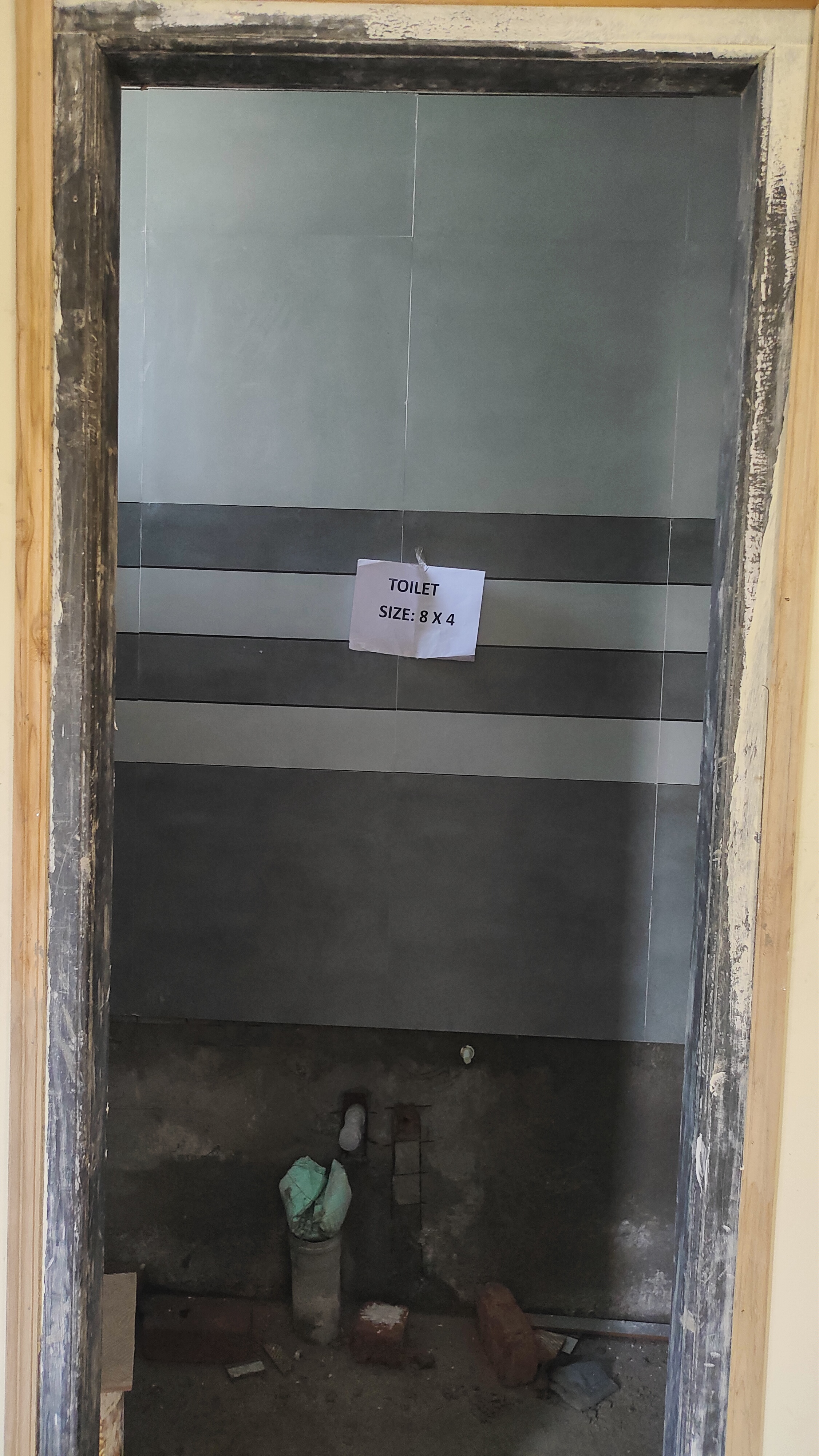 AZF RESIDENCY by Four walls pvt ltd